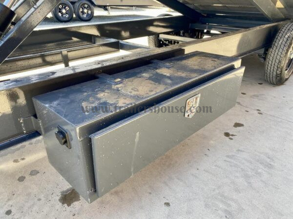 High-Performance 2024 Lamar 102x24' Deckover Power Tilt Trailer – 14000# GVW, Scissor Hoist, Spare Tire, and More - Image 8