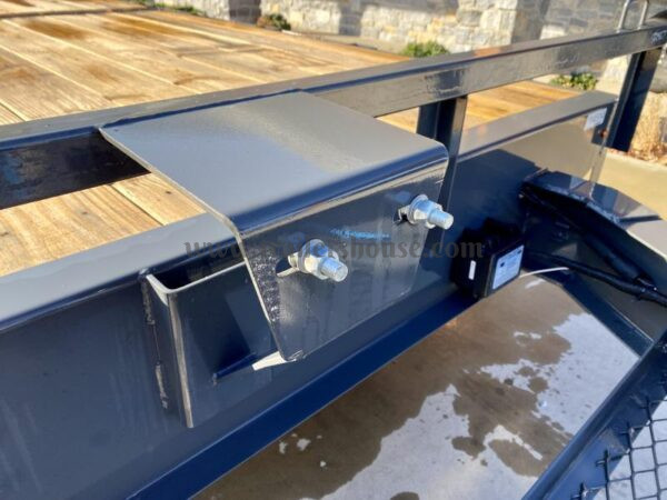 2024 Lamar 102x24' Flatbed Deckover Trailer 14000# GVW * 8' SLIDE IN RAMPS * CHARCOAL * TOOL TRAY * HD CAST COUPLER * I-BEAM FRAME * 16" O.C. C/M * RUBRAIL/STAKE POCKETS/PIPE SPOOLS * CHANNEL SIDE RAIL * 12K JACK - Image 13