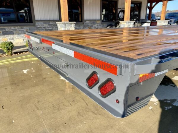 2024 Lamar 102x24' Flatbed Deckover Trailer 14000# GVW * 8' SLIDE IN RAMPS * CHARCOAL * TOOL TRAY * HD CAST COUPLER * I-BEAM FRAME * 16" O.C. C/M * RUBRAIL/STAKE POCKETS/PIPE SPOOLS * CHANNEL SIDE RAIL * 12K JACK - Image 23
