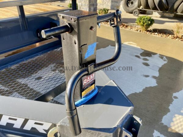 2024 Lamar 102x24' Flatbed Deckover Trailer 14000# GVW * 8' SLIDE IN RAMPS * CHARCOAL * TOOL TRAY * HD CAST COUPLER * I-BEAM FRAME * 16" O.C. C/M * RUBRAIL/STAKE POCKETS/PIPE SPOOLS * CHANNEL SIDE RAIL * 12K JACK - Image 10