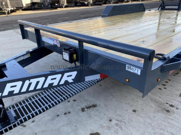 2024 Lamar 7x18' Equipment Trailer 14000# GVW * DELUXE OVERWIDTH RAMPS W/ HEAVY MESH * CHARCOAL POWDERCOAT * RUBRAIL/STAKE POCKETS/PIPE SPOOLS/D-RINGS * REM FENDERS * 12K JACK * CAST COUPLER * SPRING ASSIST * COLD WEATHER HARNESS - Image 19