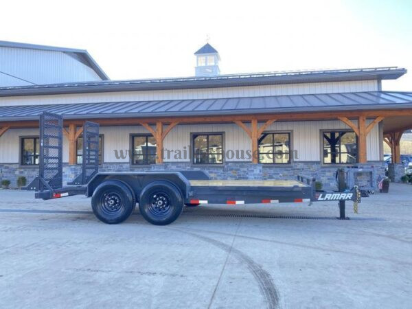 2024 Lamar 7x18' Equipment Trailer 14000# GVW * DELUXE OVERWIDTH RAMPS W/ HEAVY MESH * CHARCOAL POWDERCOAT * RUBRAIL/STAKE POCKETS/PIPE SPOOLS/D-RINGS * REM FENDERS * 12K JACK * CAST COUPLER * SPRING ASSIST * COLD WEATHER HARNESS - Image 4